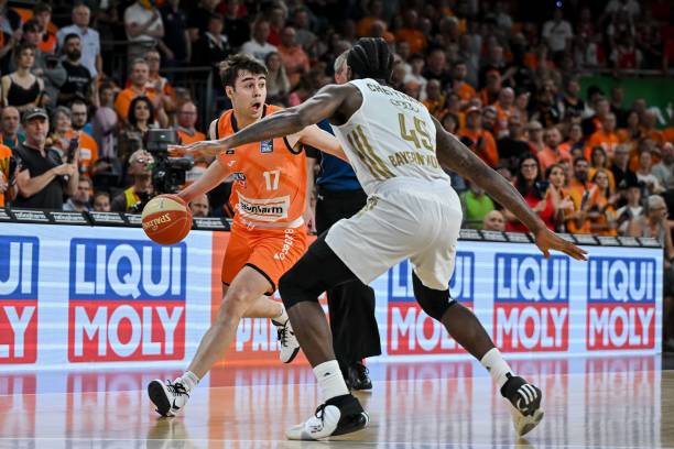 如班切罗 如班切罗