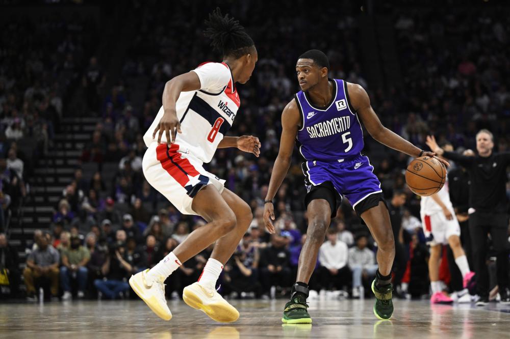 成为众人瞩 成为众人瞩