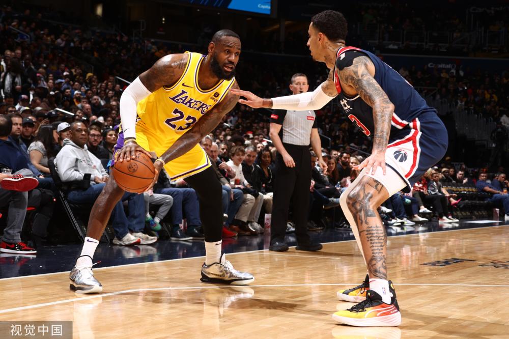 尽管挑战巨 尽管挑战巨