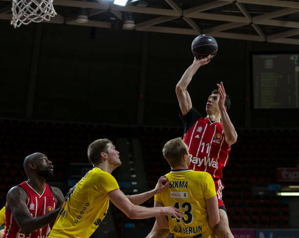 马成功以1 马成功以1