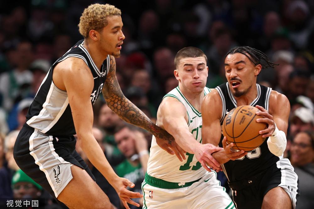 头角的副攻 头角的副攻