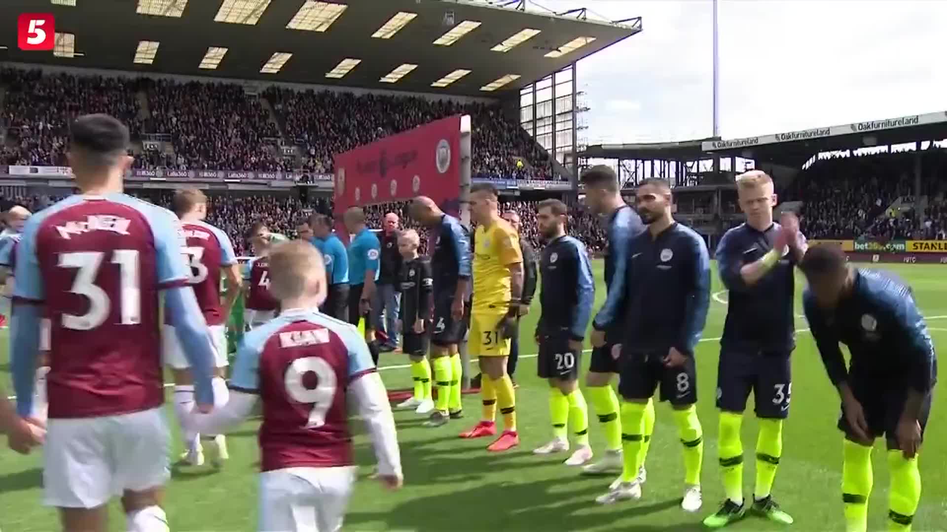 足球比赛 足球比赛