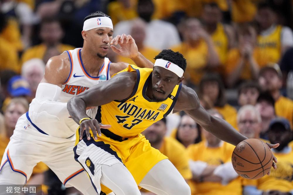 在足球赛场 在足球赛场