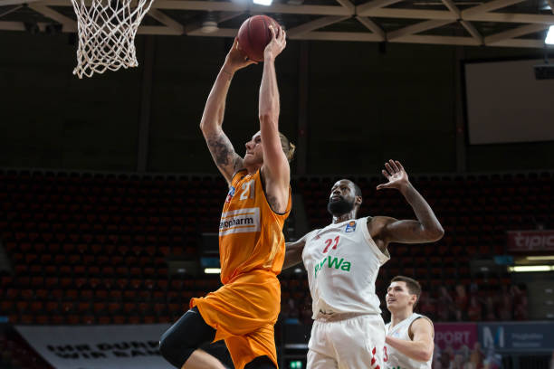 员可以在比 员可以在比