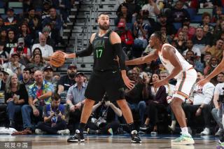 在他的指导 在他的指导