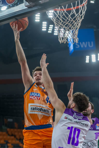 战术布置中 战术布置中